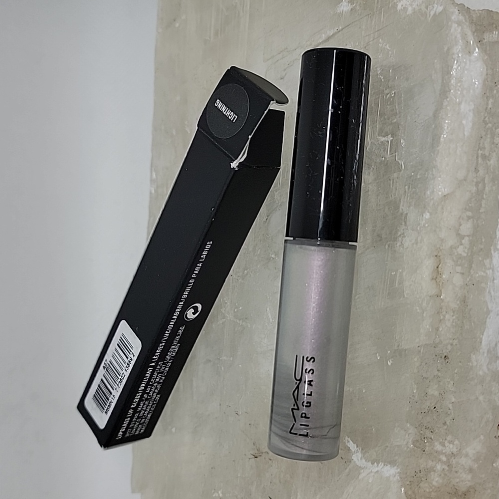 BNIB MAC Lightning Lipglass
